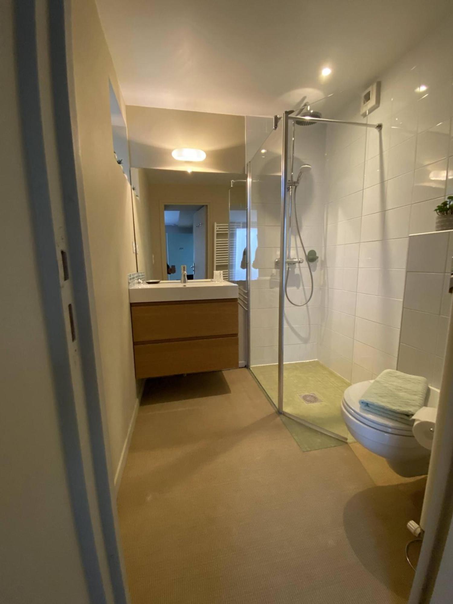 Au 10 Bed & Breakfast Luisant Номер фото