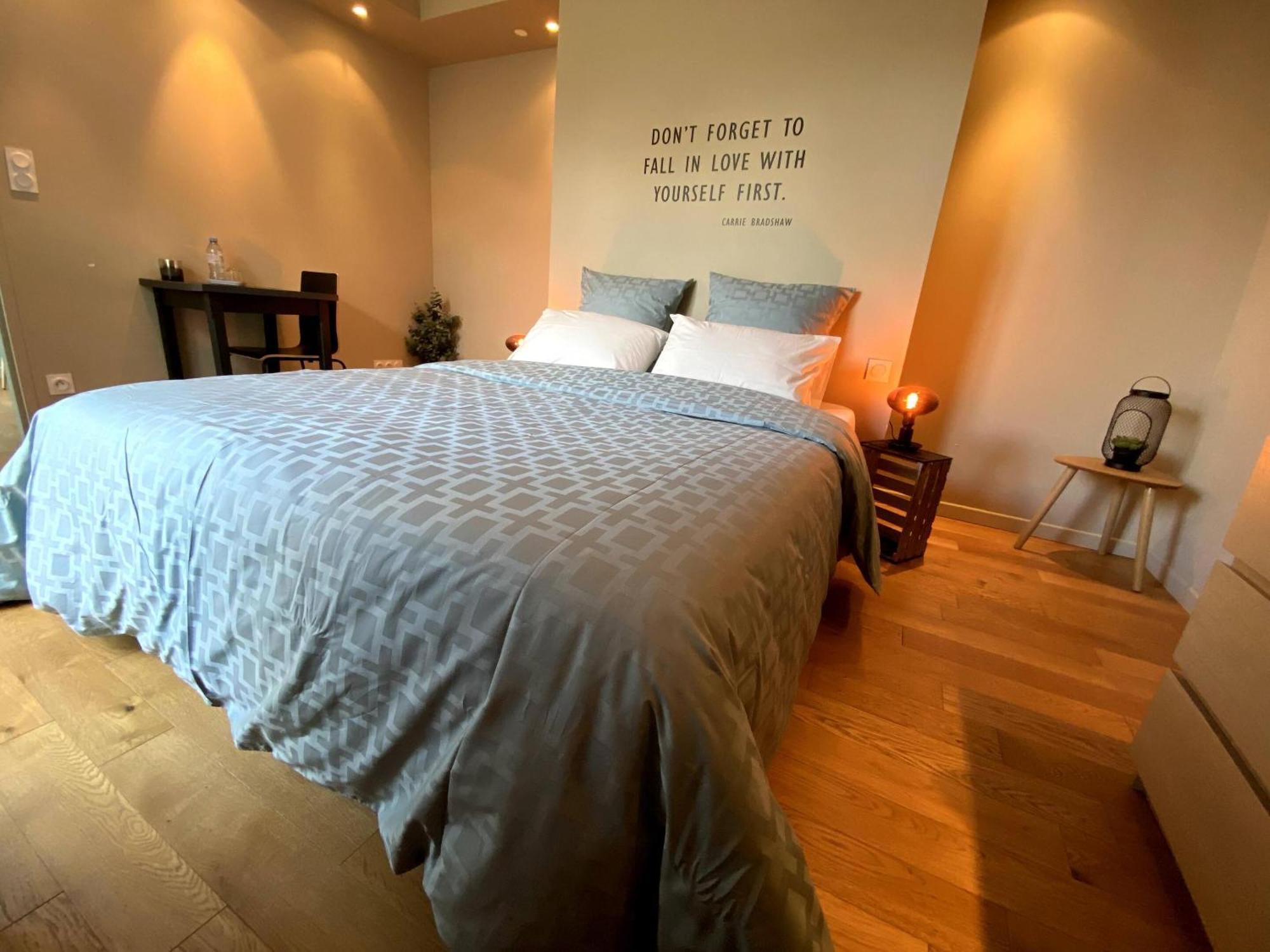 Au 10 Bed & Breakfast Luisant Номер фото